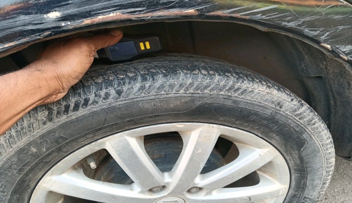 2010 Maruti SX4 ZXI, Petrol, Manual, 62,142 km, tyre