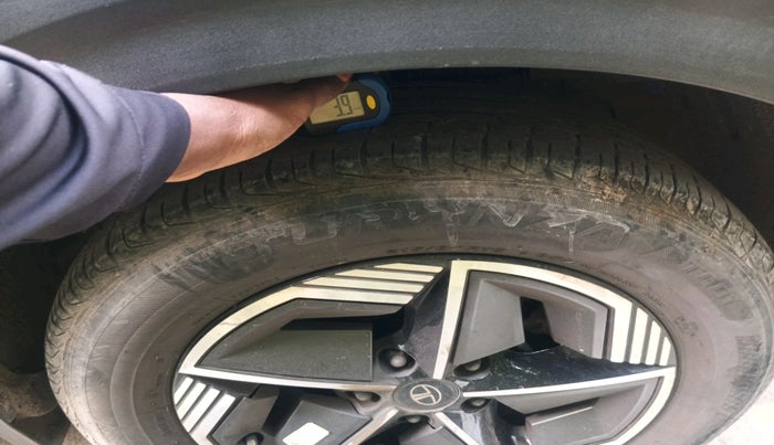 2024 Tata NEXON CREATIVE + 1.2 PETROL, Petrol, Manual, 31,989 km, tyre