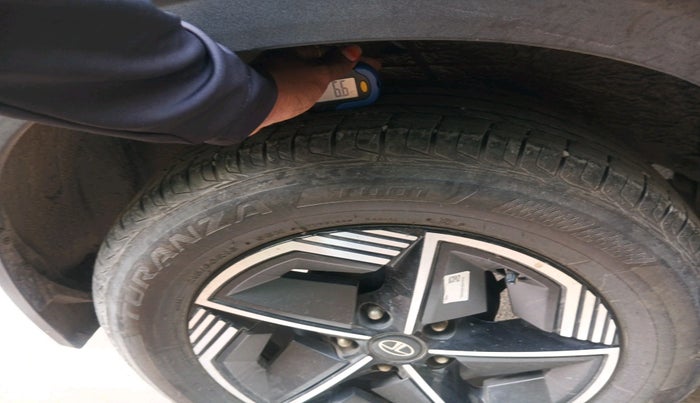 2024 Tata NEXON CREATIVE + 1.2 PETROL, Petrol, Manual, 31,989 km, tyre