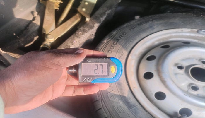 2010 Maruti Wagon R 1.0 LXI, Petrol, Manual, 2 km, tyre