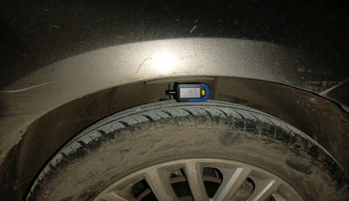 2022 Maruti Dzire ZXI CNG, Petrol, Manual, 1,03,479 km, tyre