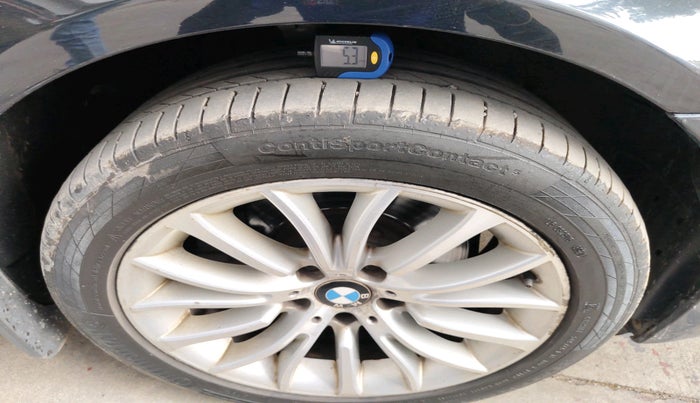 2013 BMW 5 Series 520D 2.0, Diesel, Automatic, 1,21,786 km, tyre