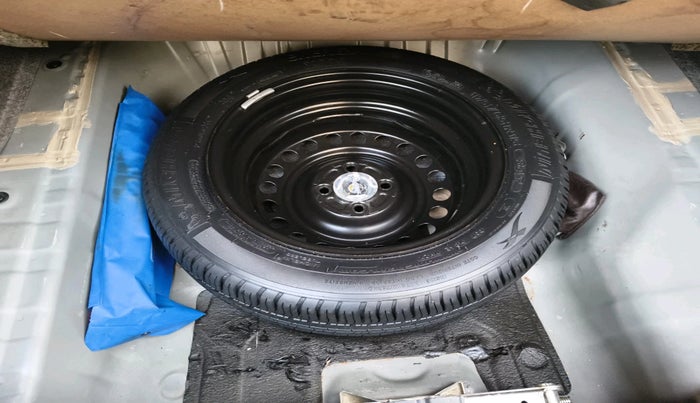 2015 Honda City 1.5L I-VTEC VX CVT, Petrol, Automatic, 66,106 km, tyre