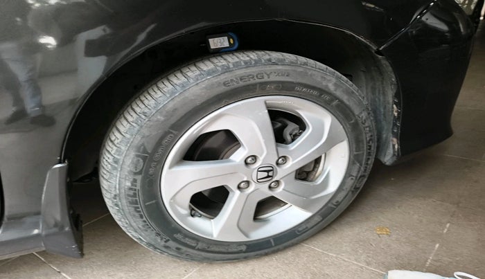 2015 Honda City 1.5L I-VTEC VX CVT, Petrol, Automatic, 66,106 km, tyre