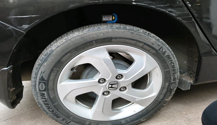 2015 Honda City 1.5L I-VTEC VX CVT, Petrol, Automatic, 66,106 km, tyre