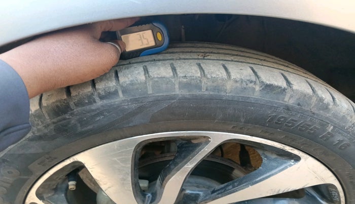 2019 Maruti Baleno ZETA CVT PETROL 1.2, Petrol, Automatic, 57,417 km, tyre