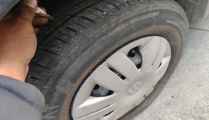 2019 Maruti Alto LXI O, Petrol, Manual, 14,033 km, tyre