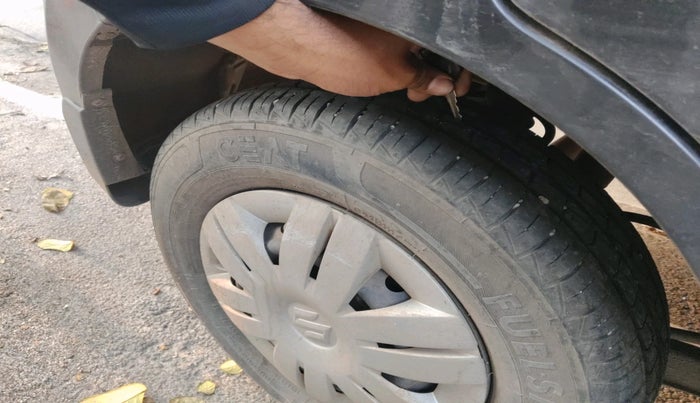 2019 Maruti Alto LXI O, Petrol, Manual, 14,033 km, tyre