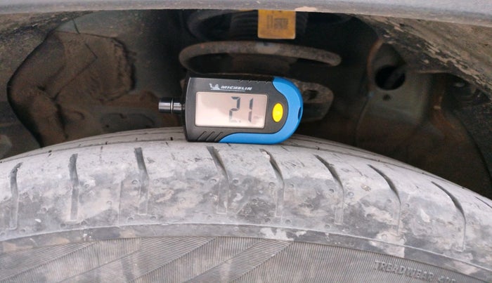 2023 Hyundai Creta S PLUS KNIGHT 1.5 PETROL, Petrol, Manual, 33,514 km, tyre