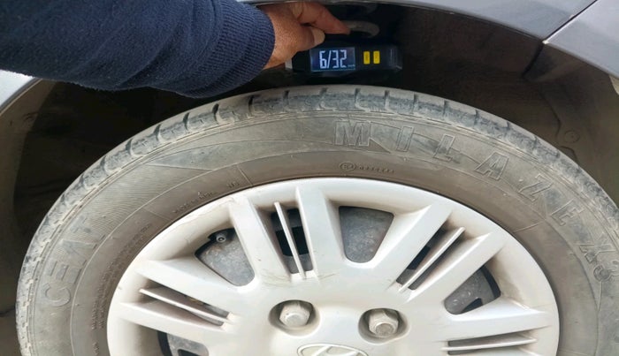 2011 Hyundai Santro Xing GLS, Petrol, Manual, 59,674 km, tyre