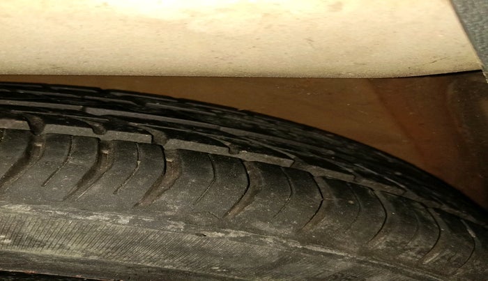 2013 Skoda Laura ELEGANCE 2.0 TDI CR AT, Diesel, Automatic, 1,25,548 km, tyre