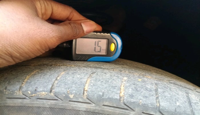 2013 Skoda Laura ELEGANCE 2.0 TDI CR AT, Diesel, Automatic, 1,25,548 km, tyre