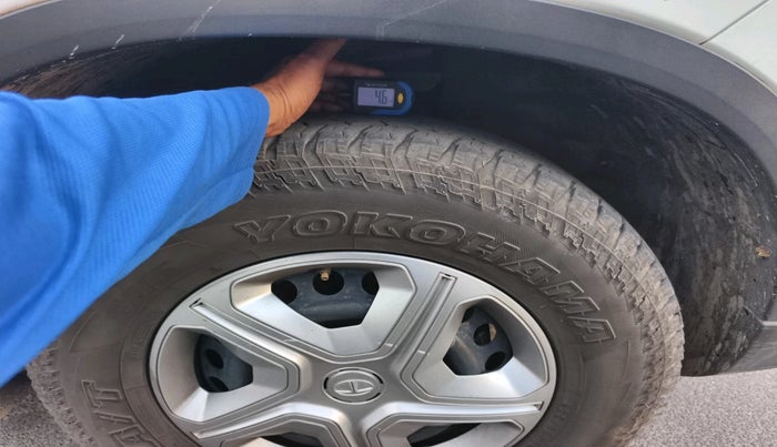 2023 Tata Harrier XE 2.0L KRYOTEC, Diesel, Manual, 96,633 km, tyre