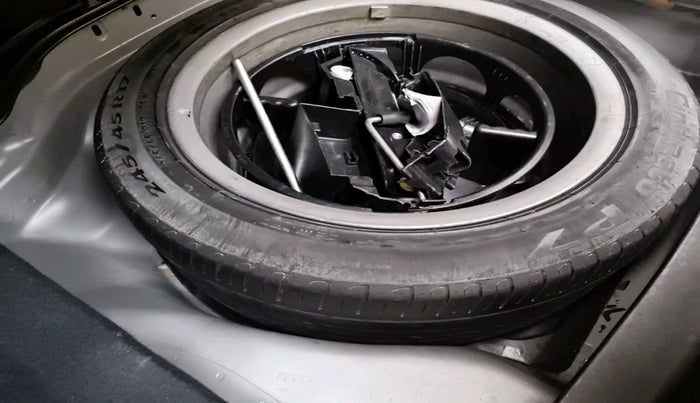 2014 Mercedes Benz E Class E 250 CDI AVANTGARDE, Diesel, Automatic, 87,750 km, tyre