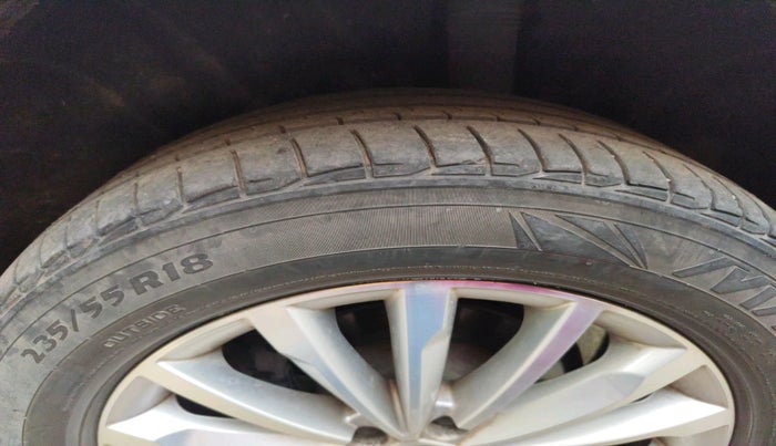 2022 Skoda Kodiaq L&K, Petrol, Automatic, 66,309 km, tyre