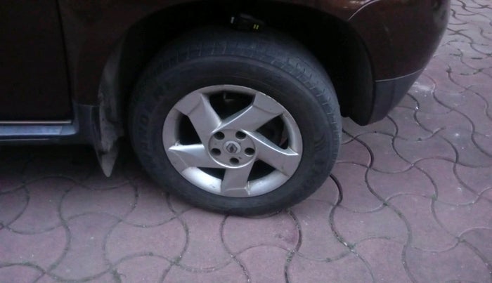 2013 Renault Duster 85 PS RXL DIESEL, Diesel, Manual, 1,37,268 km, tyre