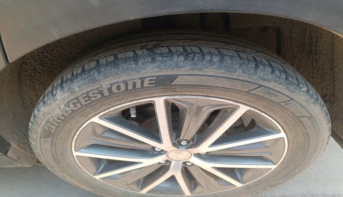 2017 Hyundai Tucson 2WD AT GL DIESEL
, Diesel, Automatic, 86,745 km, tyre