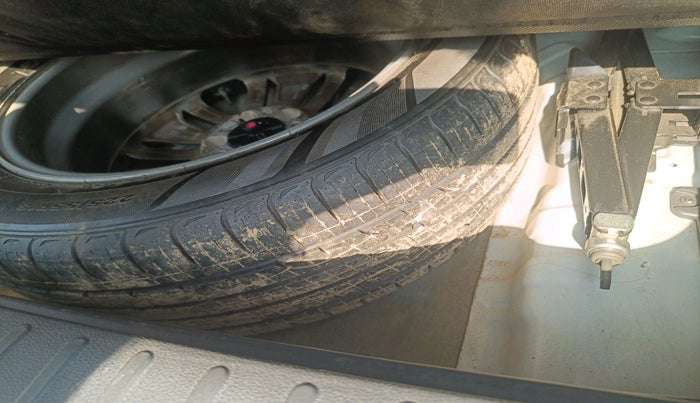 2017 Hyundai Tucson 2WD AT GL DIESEL
, Diesel, Automatic, 86,745 km, tyre