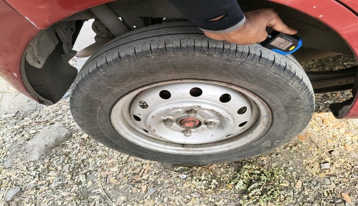 2013 Maruti Wagon R 1.0 LXI CNG, CNG, Manual, 89,500 km, tyre