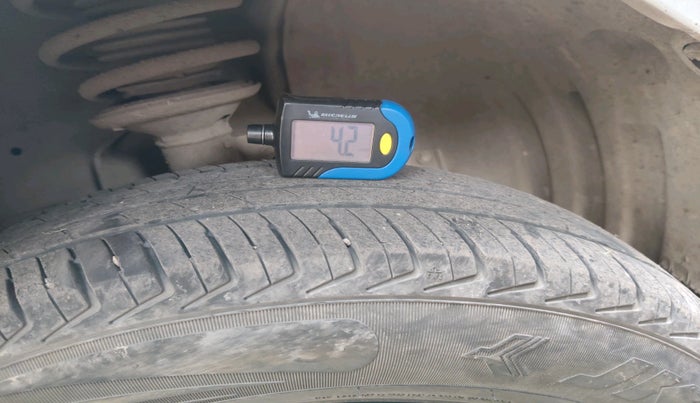 2020 Maruti New Wagon-R LXI CNG (O) 1.0, Petrol, Manual, 1,32,339 km, tyre