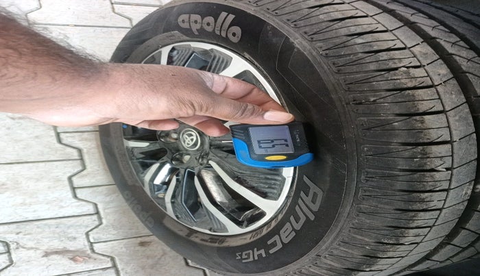 2022 Toyota URBAN CRUISER PREMIUM GRADE AT, Petrol, Automatic, 15,006 km, tyre