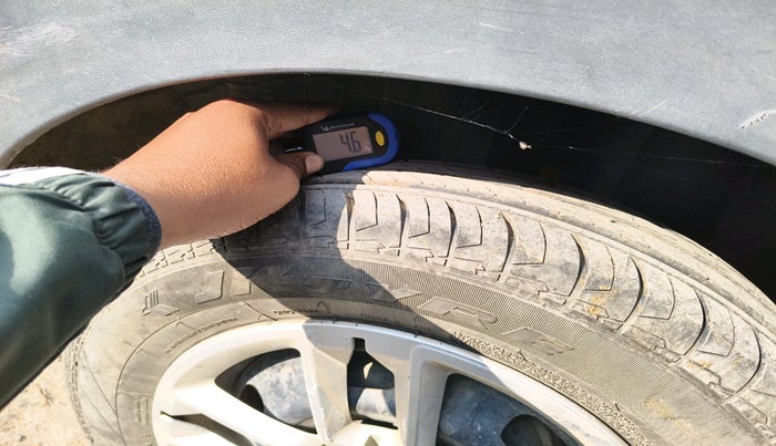 2019 Renault TRIBER RXL MT, Petrol, Manual, 68,298 km, tyre