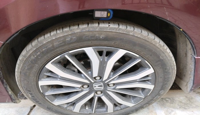 2017 Honda City 1.5L I-VTEC VX, Petrol, Manual, 28,593 km, tyre