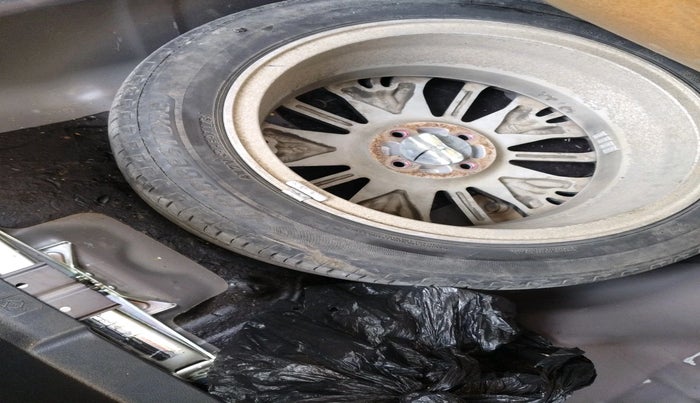 2017 Honda City 1.5L I-VTEC VX, Petrol, Manual, 28,593 km, tyre