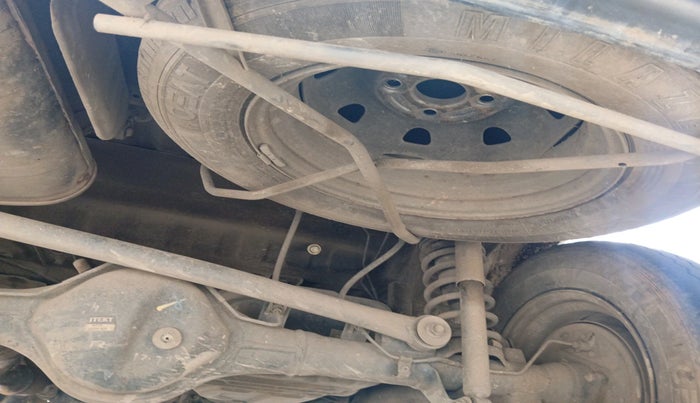 2019 Maruti Eeco 5 STR WITH A/C+HTR, Petrol, Manual, 38,278 km, tyre