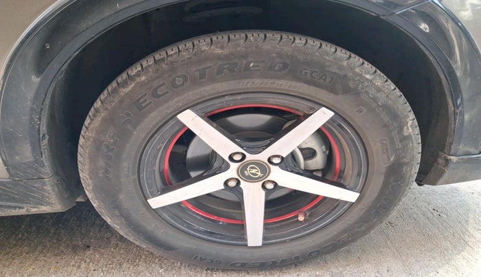 2024 Maruti Swift VXI 1.2L CNG, Petrol, Manual, 17,671 km, tyre