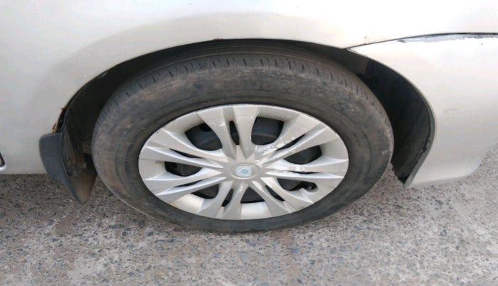 2016 Toyota Etios VD, Diesel, Manual, 76,222 km, tyre