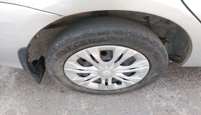 2016 Toyota Etios VD, Diesel, Manual, 76,222 km, tyre