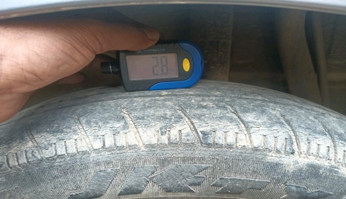 2015 Maruti Celerio VXI, Petrol, Manual, 69,411 km, tyre