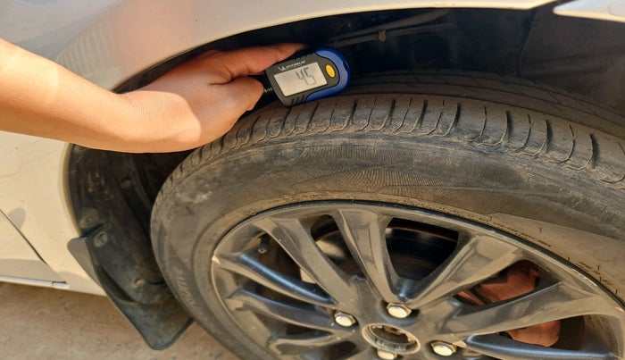 2011 Toyota Etios G, Petrol, Manual, 94,339 km, tyre