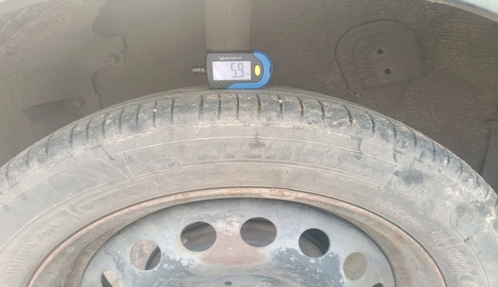 2019 Tata NEXON XM PETROL, Petrol, Manual, 1,30,067 km, tyre