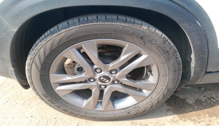 2020 KIA SELTOS HTX PLUS 1.5 DIESEL, Diesel, Manual, 1,17,131 km, tyre