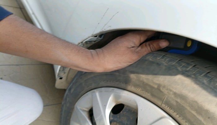 2018 Hyundai Eon 1.0 MAGNA + (O), Petrol, Manual, 1,73,617 km, tyre