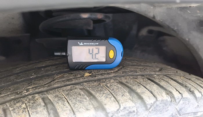 2020 Jeep Compass LIMITED PLUS PETROL AT, Petrol, Automatic, 30,054 km, tyre