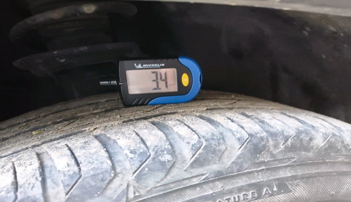 2020 Jeep Compass LIMITED PLUS PETROL AT, Petrol, Automatic, 30,054 km, tyre