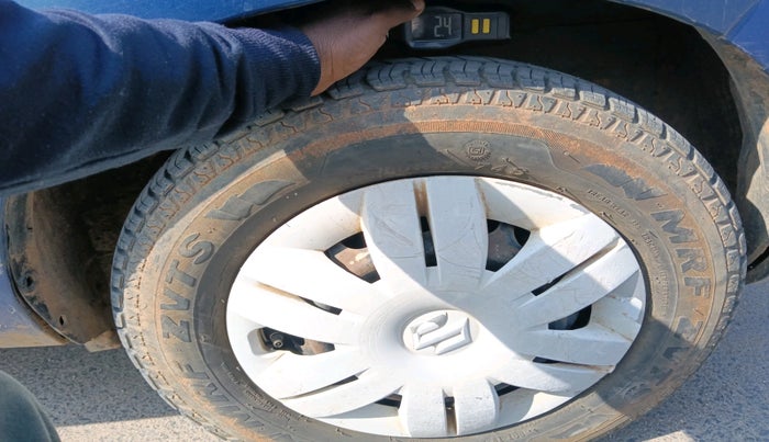 2014 Maruti Alto 800 VXI, Petrol, Manual, 61,261 km, tyre