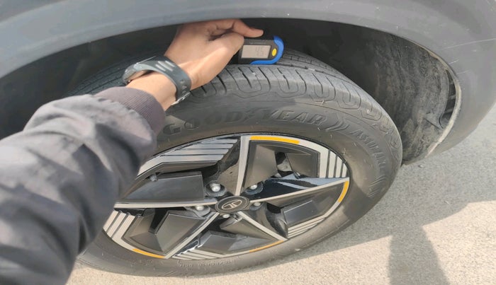 2024 Tata NEXON CREATIVE + 1.2 PETROL, Petrol, Manual, 7,692 km, tyre