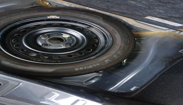 2021 Maruti S PRESSO VXI (O), Petrol, Manual, 28,943 km, tyre