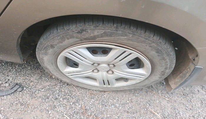 2011 Honda City 1.5L I-VTEC S MT, Petrol, Manual, 1,21,636 km, tyre