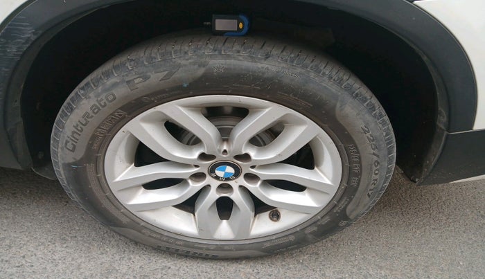 2012 BMW X3 XDRIVE 30 D, Diesel, Automatic, 1,22,332 km, tyre