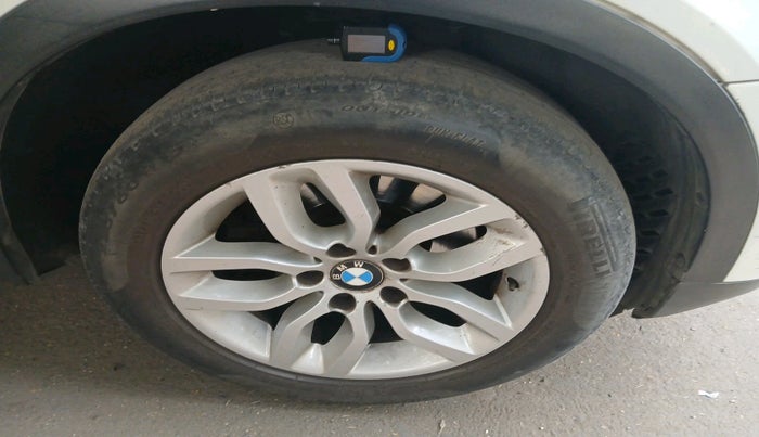 2012 BMW X3 XDRIVE 30 D, Diesel, Automatic, 1,22,332 km, tyre