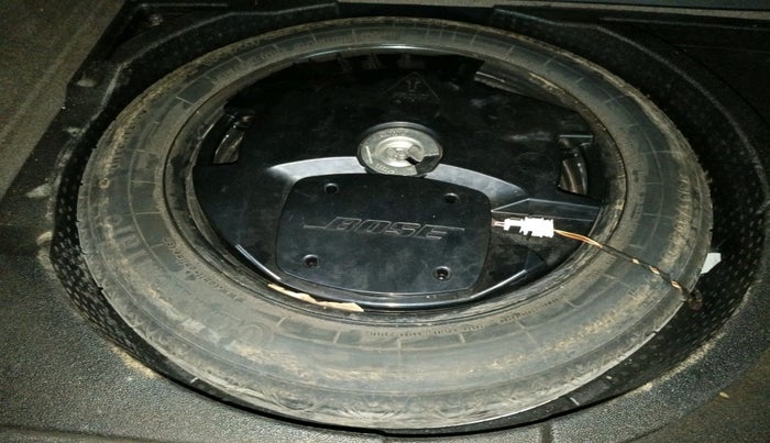 2013 Audi Q3 2.0 TDI QUATTRO, Diesel, Automatic, 1,24,450 km, tyre