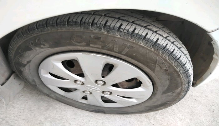 2011 Hyundai i10 SPORTZ 1.2, Petrol, Manual, 84,092 km, tyre