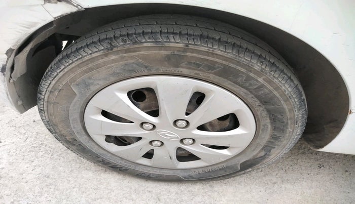 2011 Hyundai i10 SPORTZ 1.2, Petrol, Manual, 84,092 km, tyre