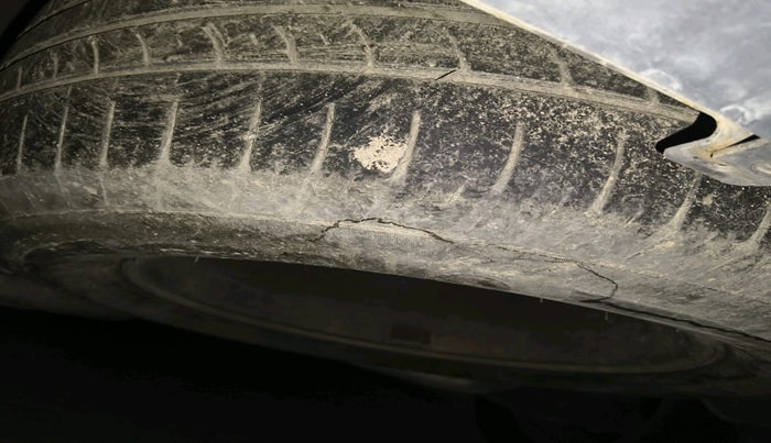 2013 Mahindra XUV500 W8, Diesel, Manual, 85,550 km, tyre