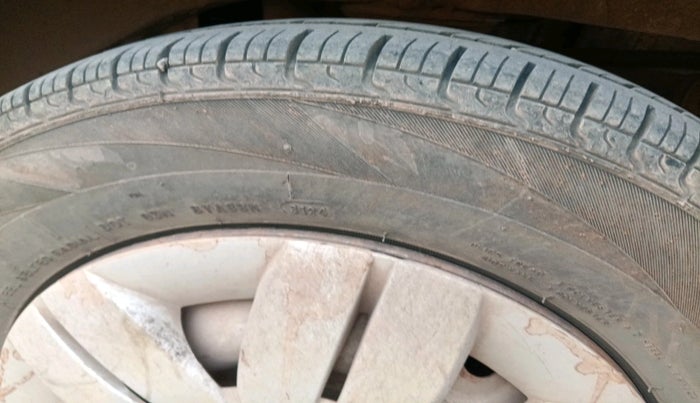 2013 Maruti Alto 800 LXI CNG, Petrol, Manual, 1,15,616 km, tyre